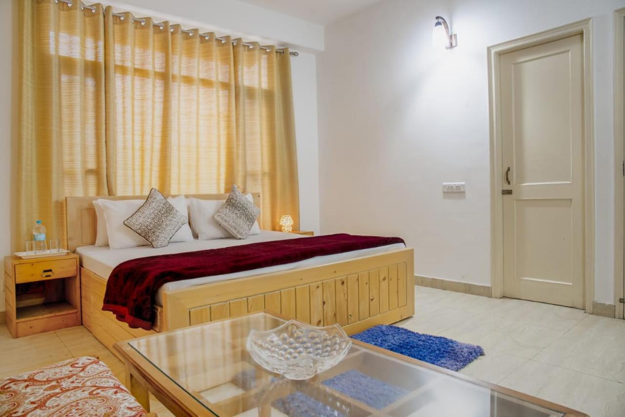 The Western Heights I Serviced Apartments I Pvt Balcony I Lift I Peacefull Area I Family Accomodation I Kasauli I By Exotic Stays 외부 사진
